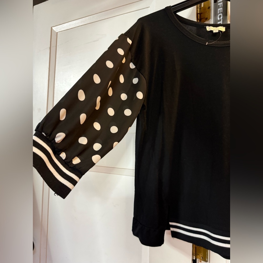Chenault Black Sweatshirt with Polka Dot Sleeves - Picture 2 of 7
